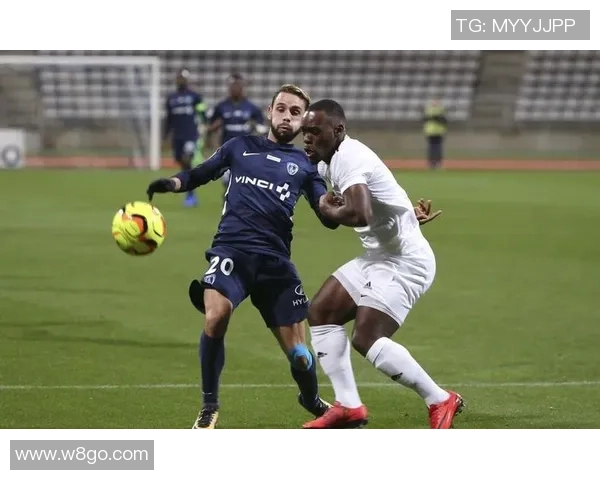 卡昂主场迎战沙托鲁期待精彩对决双方争夺宝贵积分全力以赴展现实力